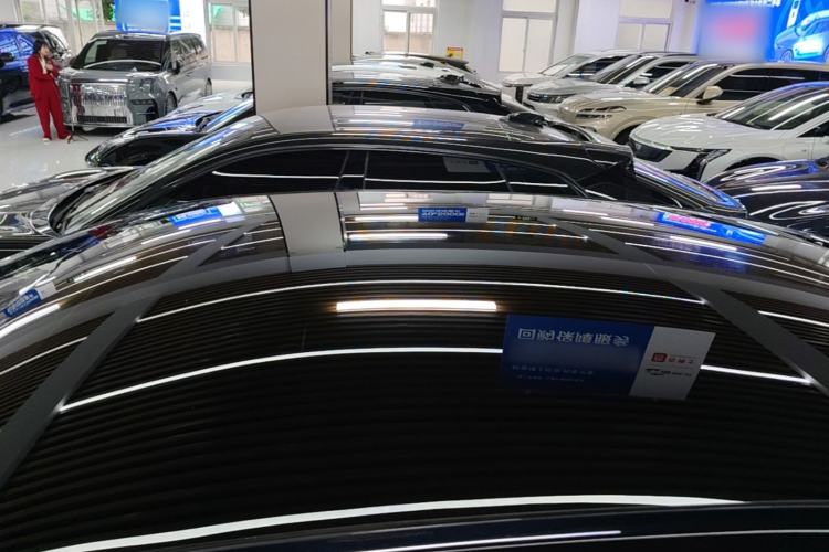 Used Hima Luxeed R7 2024 Pure Electric 667km Pro Roof