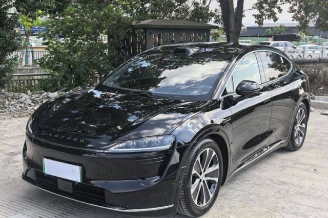 Used Hima Luxeed R7 2024 All-Electric 802 km Max