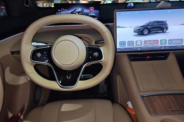 Used Hima Luxeed R7 2024 All-Electric 802 km Max Steering Wheel
