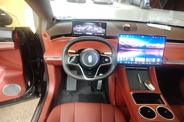 Used Hima Luxeed R7 2024 All-Electric 736 km Ultra Steering Wheel