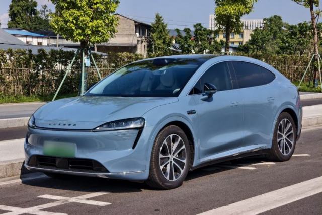 Ojetý Hima Luxeed R7 2024 All-Electric 802 km Max