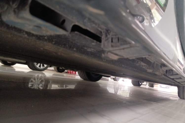 Used Hima Luxeed R7 2024 All-Electric 736 km Ultra Chassis Rear Right