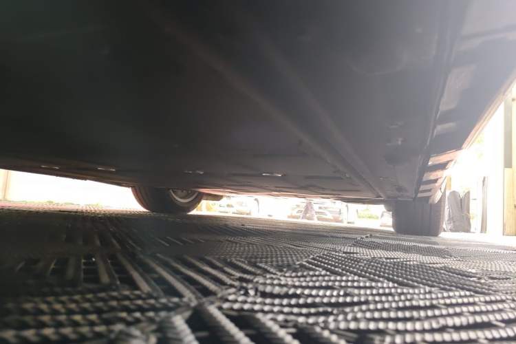 Used Hima Luxeed R7 2024 All-Electric 667 km Max Chassis Rear Right