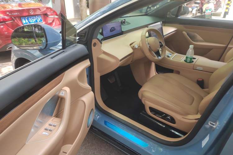 Used Hima Luxeed R7 2024 Pure Electric 667km Pro Driver Seat