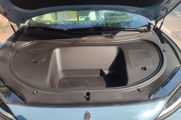 Used Hima Luxeed R7 2024 All-Electric 736 km Ultra Engine Bay