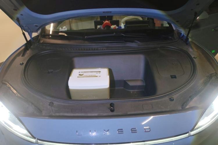 Used Hima Luxeed R7 2024 All-Electric 736 km Ultra Engine Bay