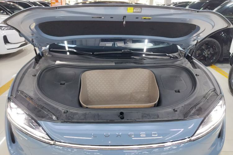 Used Hima Luxeed R7 2024 All-Electric 736 km Ultra Engine Bay