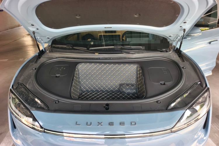 Used Hima Luxeed R7 2024 All-Electric 736 km Ultra Engine Bay