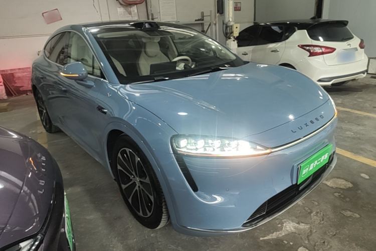 Used Hima Luxeed R7 2024 All-Electric 736 km Ultra Exterior 1