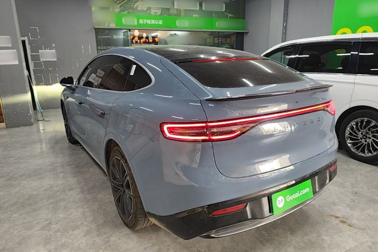 Used Hima Luxeed R7 2024 All-Electric 802 km Max Exterior 2