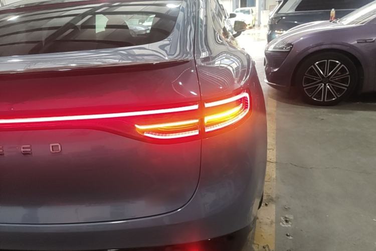 Used Hima Luxeed R7 2024 All-Electric 736 km Ultra Exterior 3