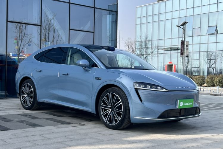 Used Hima Luxeed R7 2024 All-Electric 667 km Max Exterior 3