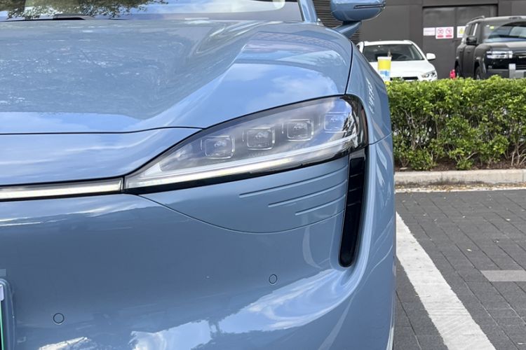 Used Hima Luxeed R7 2024 All-Electric 736 km Ultra Exterior 7