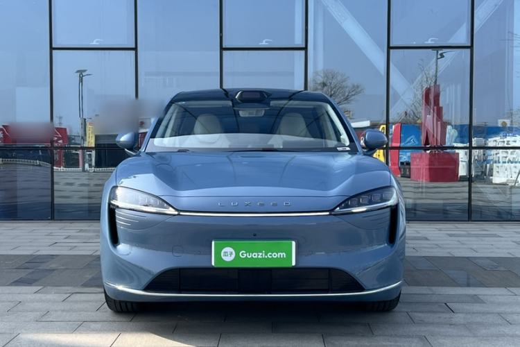 Used Hima Luxeed R7 2024 All-Electric 667 km Max Exterior 8