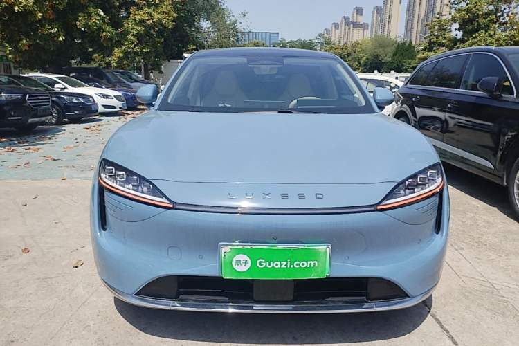 Used Hima Luxeed R7 2024 Pure Electric 667km Pro Front
