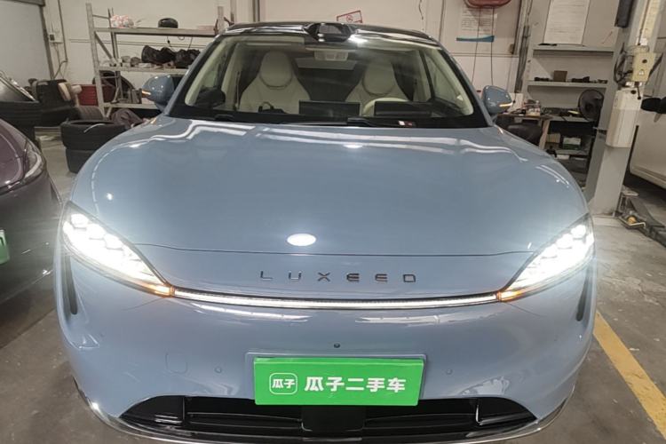 Used Hima Luxeed R7 2024 All-Electric 736 km Ultra Front