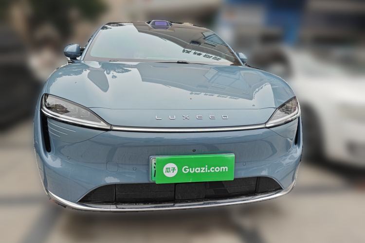 Used Hima Luxeed R7 2024 All-Electric 667 km Max Front
