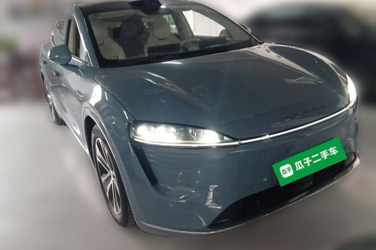 Used Hima Luxeed R7 2024 All-Electric 736 km Ultra Front Right 45 Deg