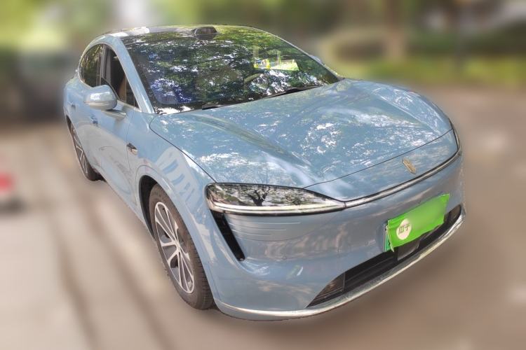 Used Hima Luxeed R7 2024 Pure Electric 667km Pro Front Right 45 Deg