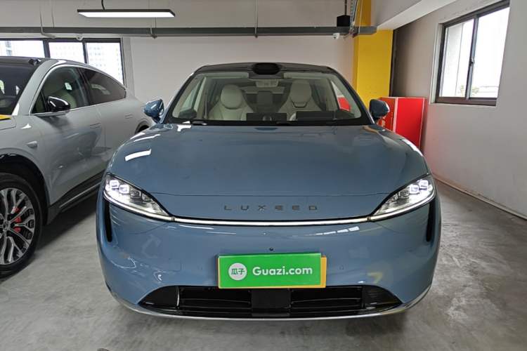 Used Hima Luxeed R7 2024 All-Electric 667 km Max Front