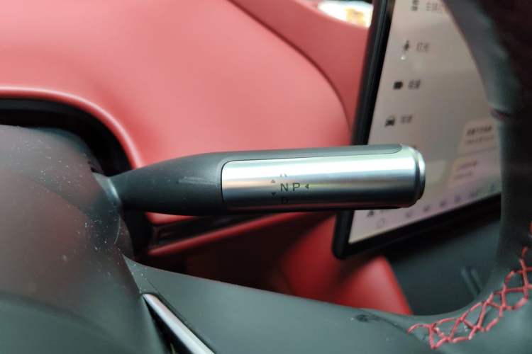 Used Hima Luxeed R7 2024 All-Electric 736 km Ultra Gear Lever