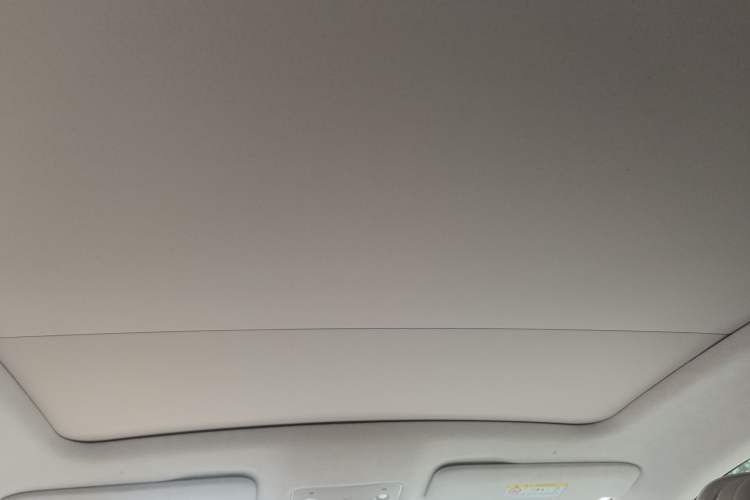 Used Hima Luxeed R7 2024 All-Electric 736 km Ultra Headliner