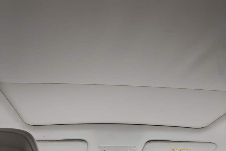 Used Hima Luxeed R7 2024 All-Electric 667 km Max Headliner