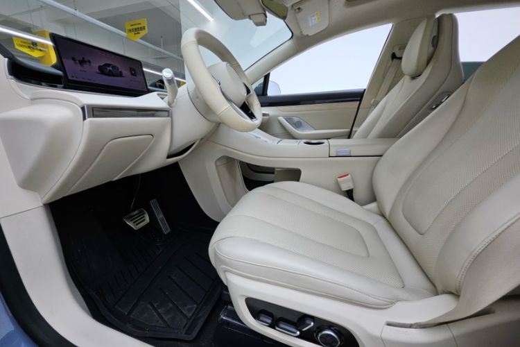 Used Hima Luxeed R7 2024 Pure Electric 667km Pro Interior 3