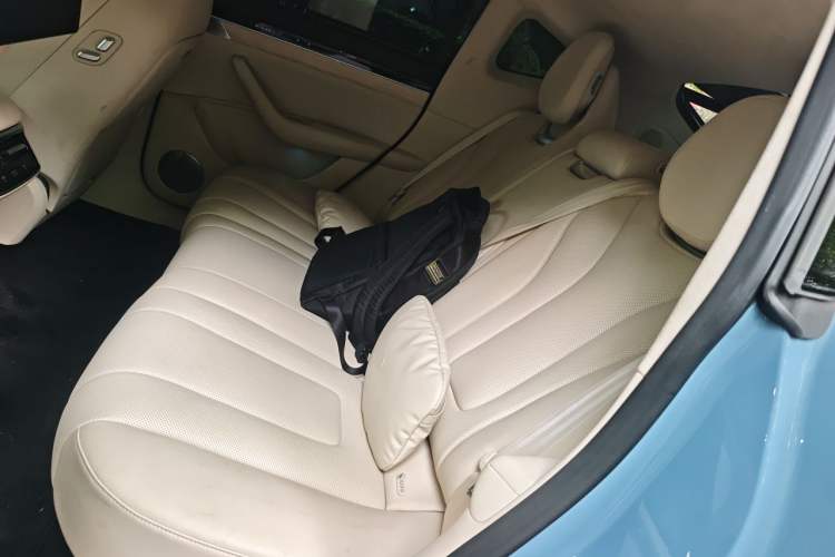 Used Hima Luxeed R7 2024 All-Electric 736 km Ultra Interior 4