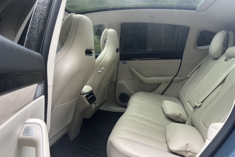 Used Hima Luxeed R7 2024 Pure Electric 667km Pro Interior 6