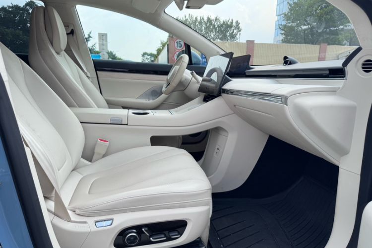 Used Hima Luxeed R7 2024 All-Electric 736 km Ultra Interior 6