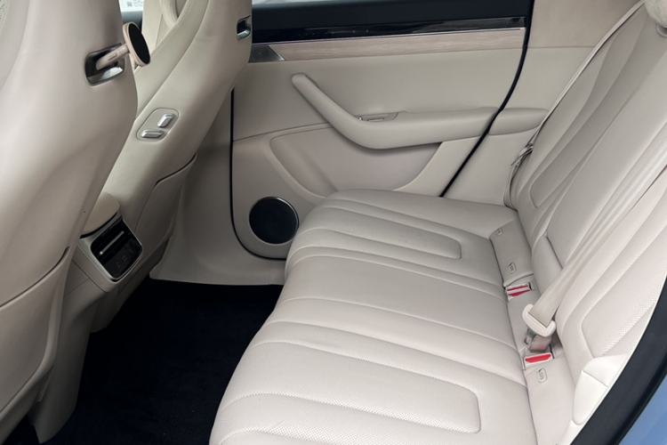 Used Hima Luxeed R7 2024 All-Electric 736 km Ultra Interior 7