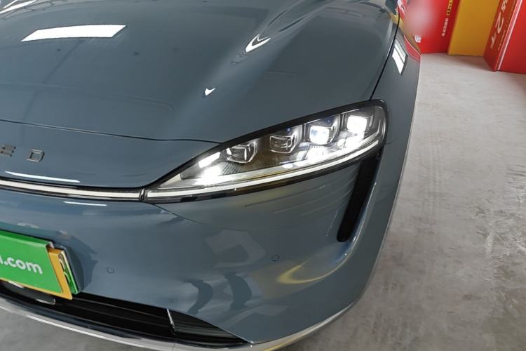 Used Hima Luxeed R7 2024 All-Electric 667 km Max Left Front Headlight
