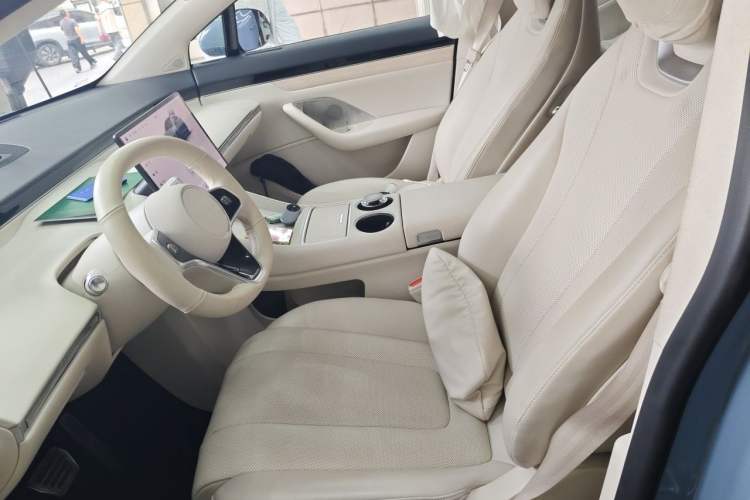 Used Hima Luxeed R7 2024 All-Electric 667 km Max Left Front Seat