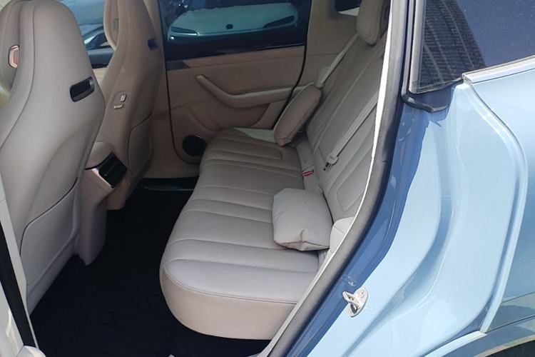 Used Hima Luxeed R7 2024 Pure Electric 667km Pro Left Rear Seat