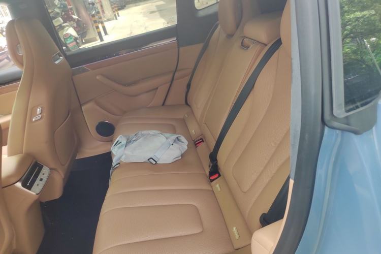 Used Hima Luxeed R7 2024 Pure Electric 667km Pro Left Rear Seat