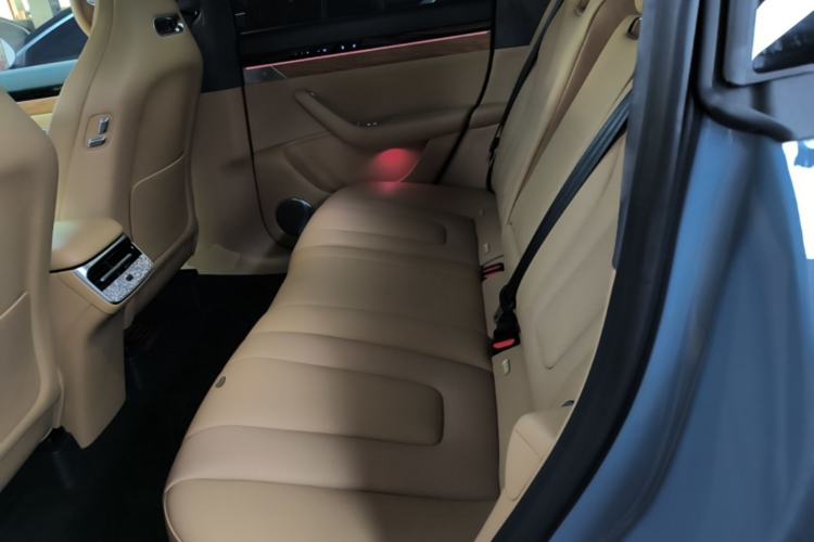 Used Hima Luxeed R7 2024 Pure Electric 667km Pro Left Rear Seat