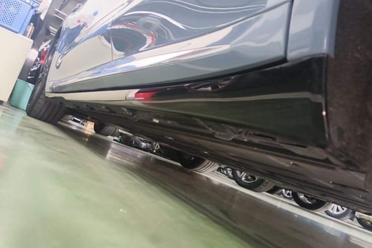 Used Hima Luxeed R7 2024 All-Electric 667 km Max Left Side Sill