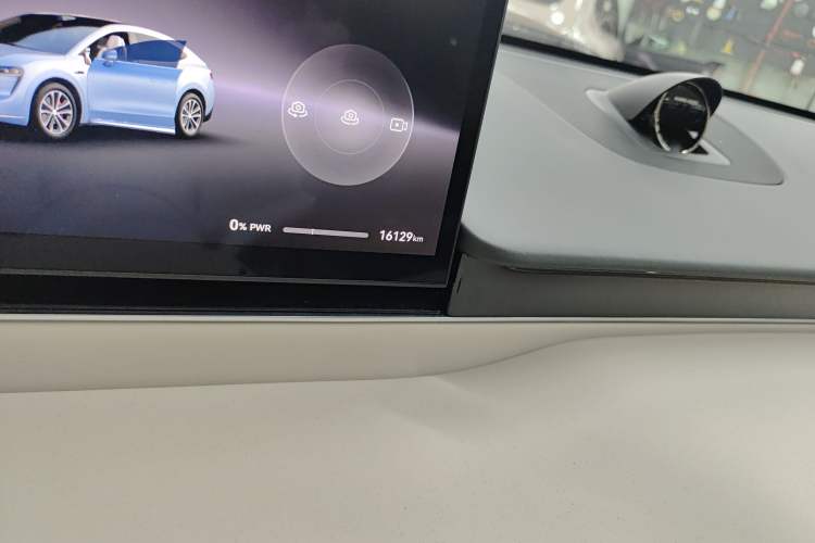 Used Hima Luxeed R7 2024 All-Electric 736 km Ultra Odometer Close Up