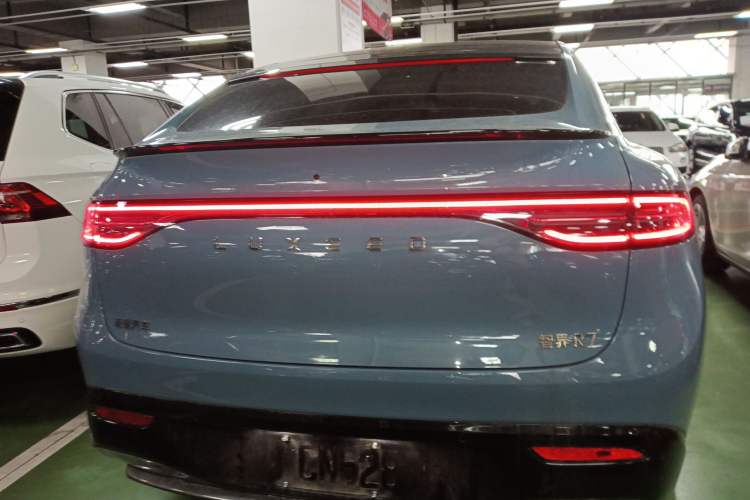 Used Hima Luxeed R7 2024 All-Electric 667 km Max Rear