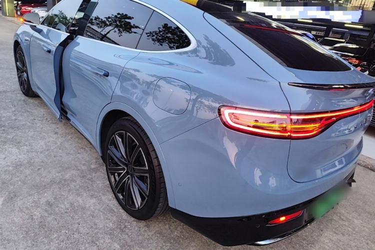 Used Hima Luxeed R7 2024 All-Electric 667 km Max Rear Left 45 Deg