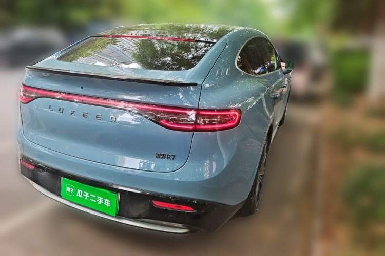 Used Hima Luxeed R7 2024 All-Electric 736 km Ultra Rear Right 45 Deg