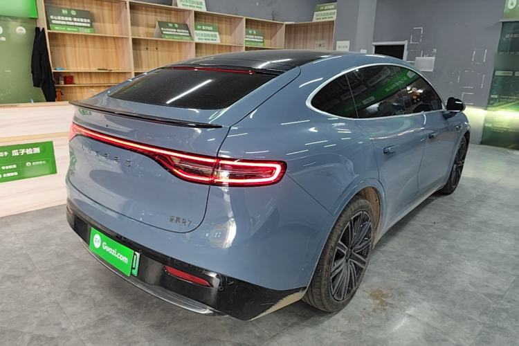 Used Hima Luxeed R7 2024 All-Electric 802 km Max Rear Right 45 Deg