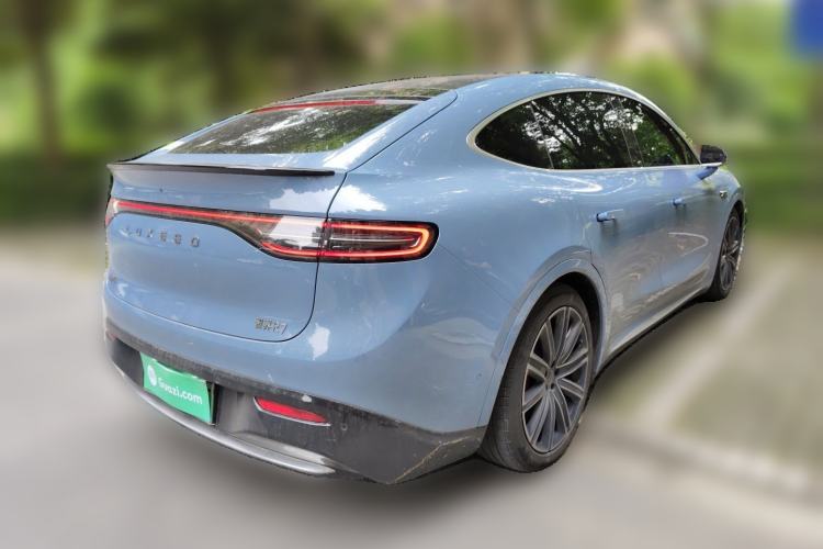 Used Hima Luxeed R7 2024 All-Electric 736 km Ultra Rear Right 45 Deg