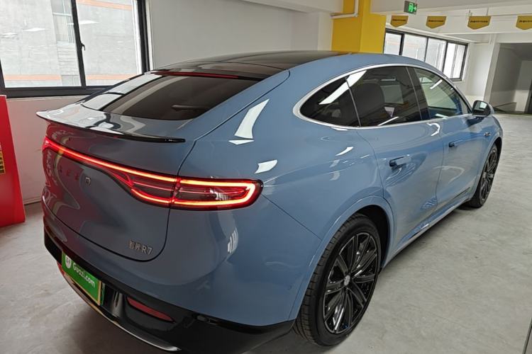 Used Hima Luxeed R7 2024 All-Electric 667 km Max Rear Right 45 Deg