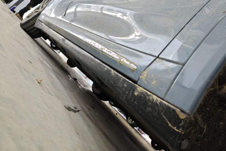 Used Hima Luxeed R7 2024 All-Electric 736 km Ultra Right Side Sill