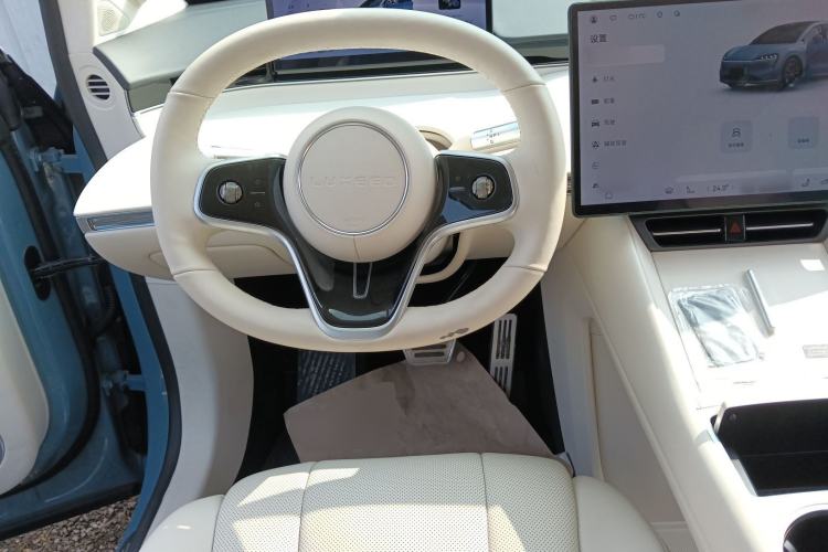 Used Hima Luxeed R7 2024 All-Electric 736 km Ultra Steering Wheel