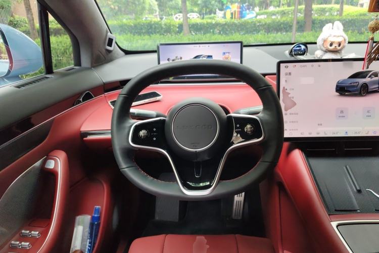 Used Hima Luxeed R7 2024 All-Electric 736 km Ultra Steering Wheel