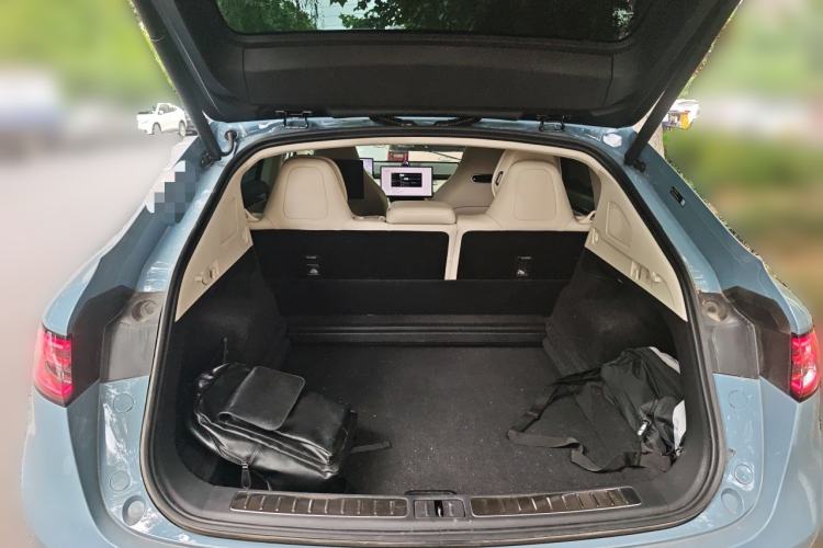 Used Hima Luxeed R7 2024 All-Electric 736 km Ultra Trunk