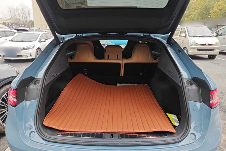 Used Hima Luxeed R7 2024 All-Electric 736 km Ultra Trunk
